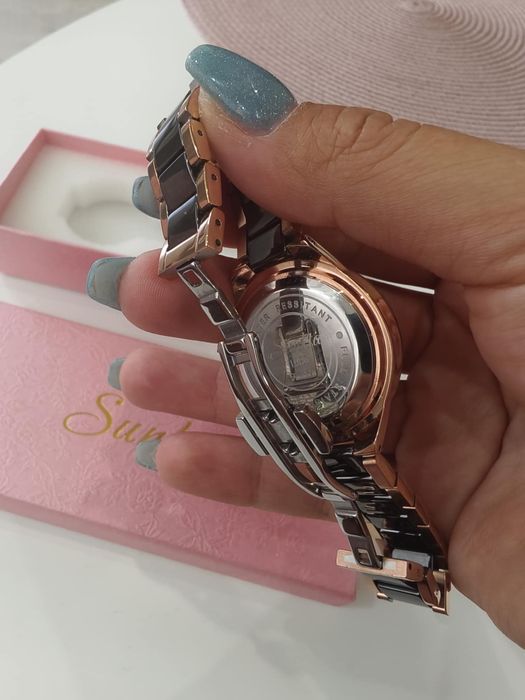 Нов часовник идеален подарък