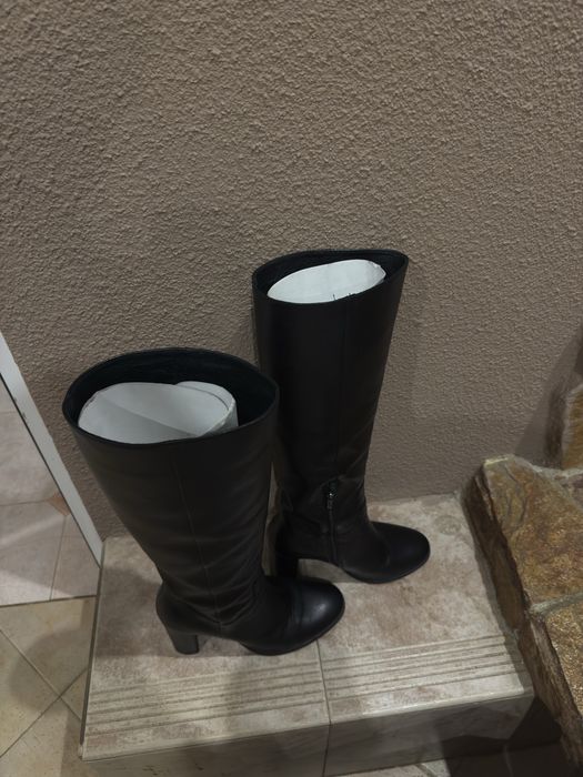 Дамски ботуши Gino Rossi