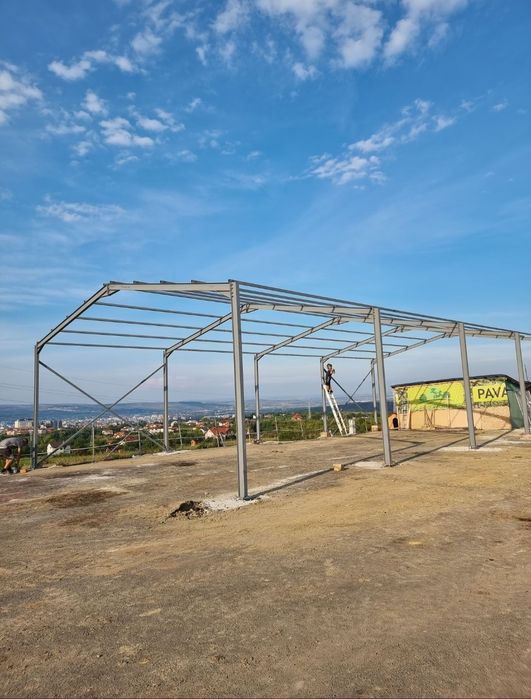 Vând structură metalică 10×20×4h