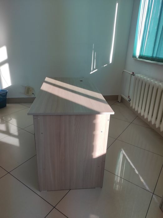 Стол для работы.