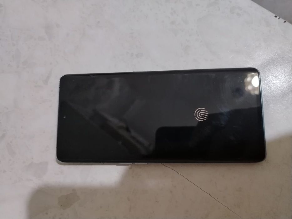 Oppo find x6 256/12