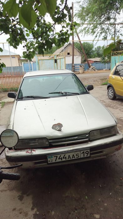 Продам срочно Мазда 626