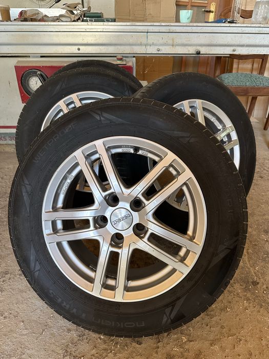 Set Roți Complete R16 Dezent 5x108 + cu Anvelope Vară Nokian Wetproof  215/60 R16 99H XL   (Rulate 2000 km, Ca Noi) + Prezoane