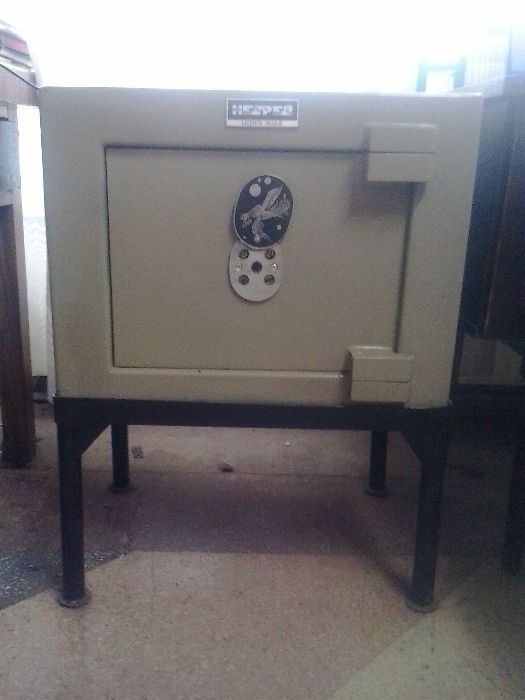 Lăcătuș, Deblocari Usi metalice, termopan, Seifuri,  Ploiești