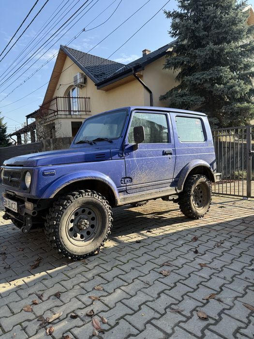 Suzuki Samurai SJ