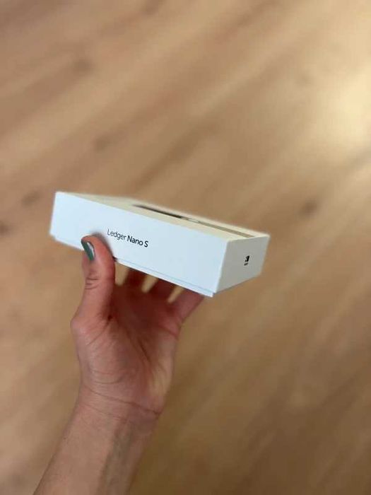 Ledger Nano S - portofel electronic crypto