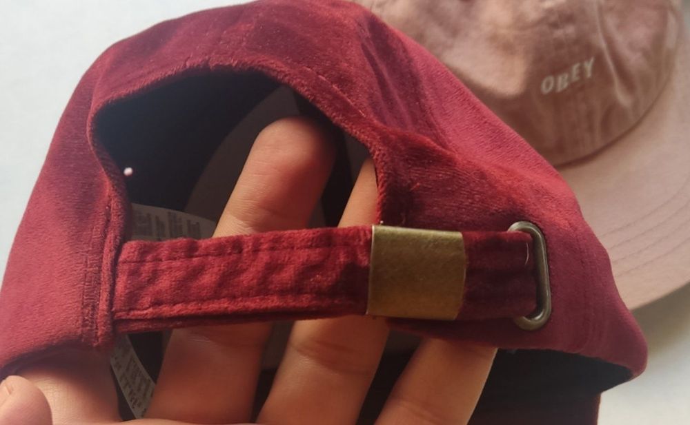 Женские кепки брендовые