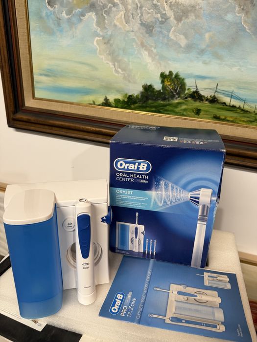 Зъбен душ Oral-B Oral Health Center OxyJet