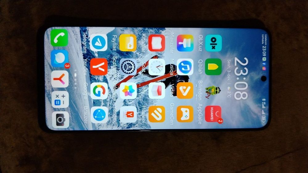 Huawe i12 holati yangi