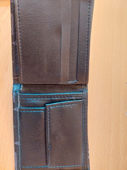 Louis Vuitton портфейл