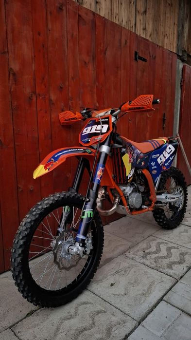 KTM SX-125cc 2T.