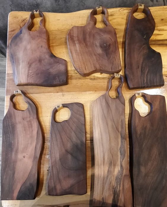 Дъска от ОРЕХ ЗА мезенца