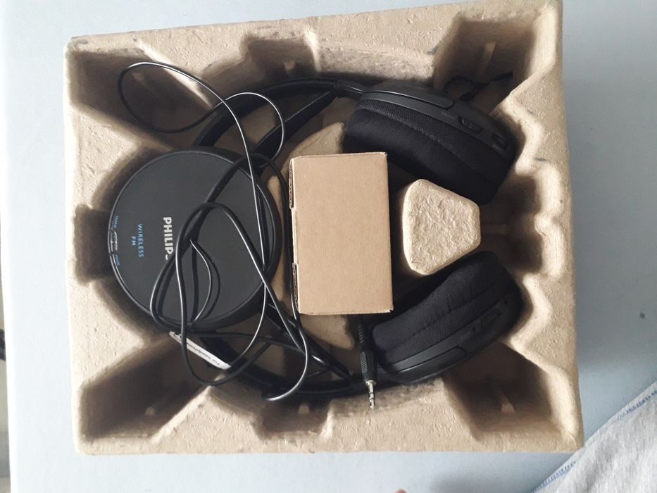 Wireless слушалки Philips