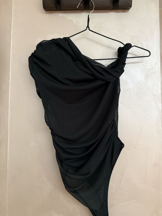 Zara бодита, топове