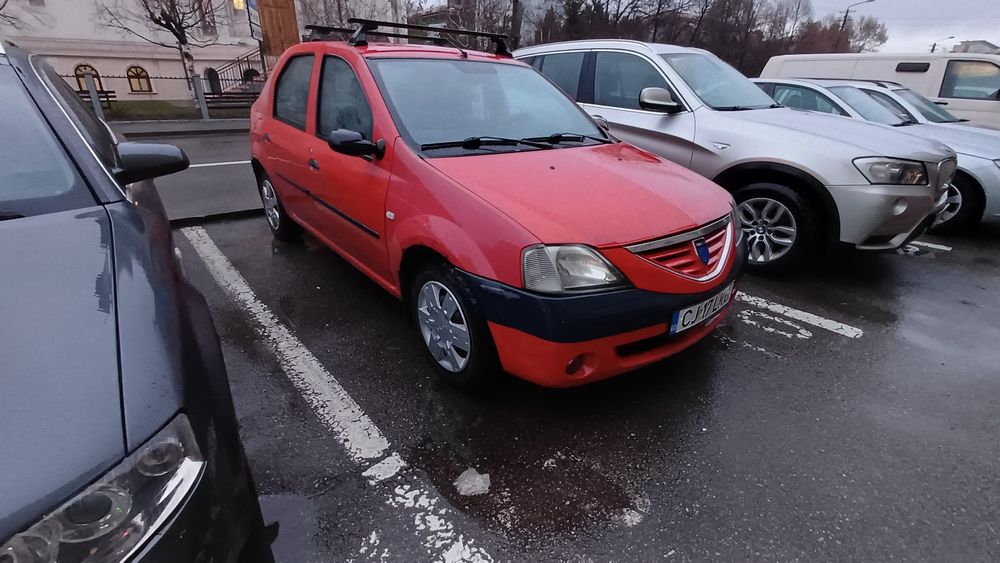 Vând Dacia Logsn ediție Kiss Fm