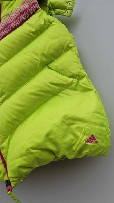 Adidas оригинален дамски елек 60 % патешки пух 40 % пера  Л размер