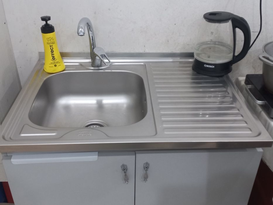 Продам кухонный мойка