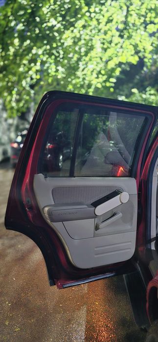 Продам ford explorer 2006 4.0