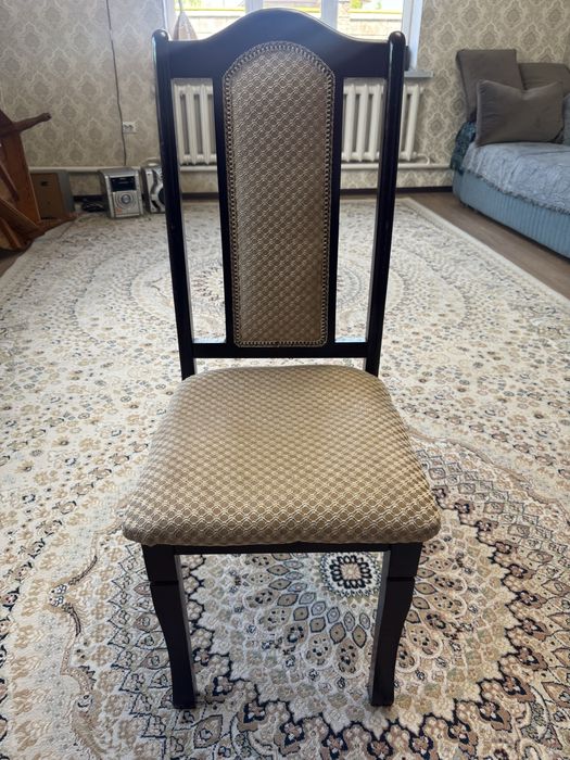 Продам 18 стульев