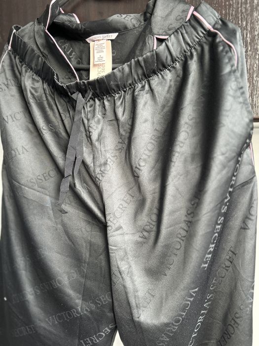 Pijama din satin autentica