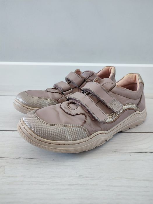 Детски обувки Колев и Колев