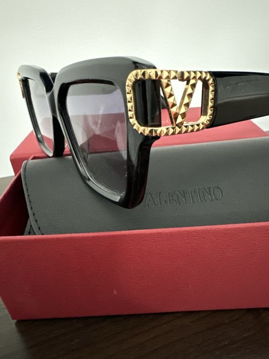 Новып очки Валентино