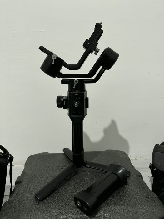 Продам Canon 90 d