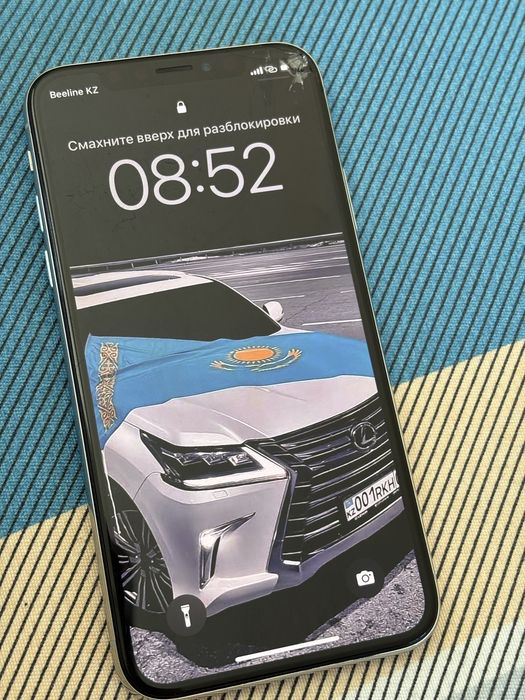 продам iphone X 64 гб