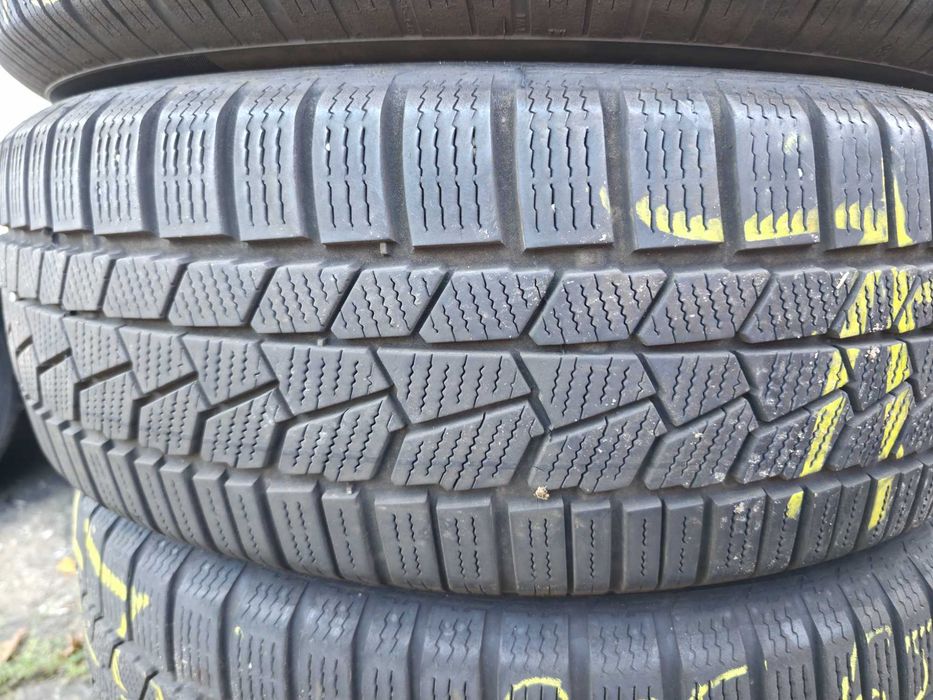 4 Anvelope de IARNA - 205/65/17 100H XL - Continental * OEM BMW X1 X2 - CA NOI - DOT 2025 !