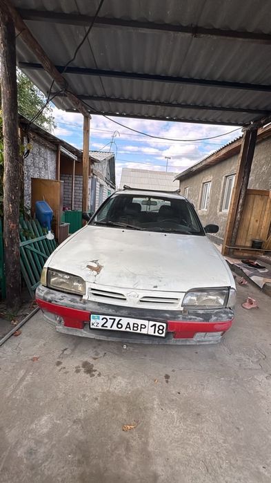 Ниссан примера п10