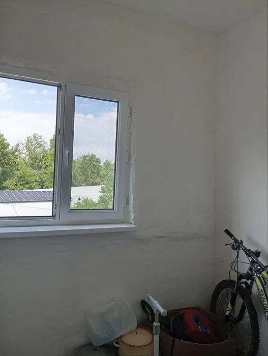 Продаю 2-х комнатную квартиру на Сергели 4