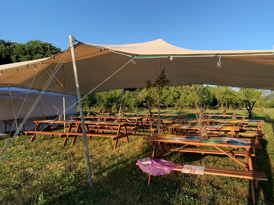 Închiriez corturi evenimente