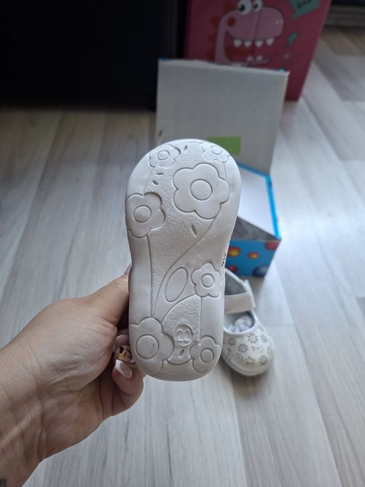 Детски обувки от естествена кожа "Mania"!