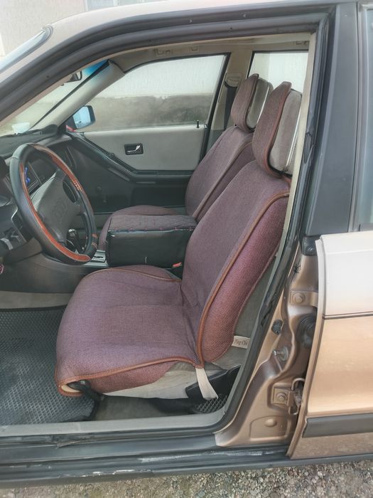 Audi 80 b3. 1.8 моно кпп Автомат