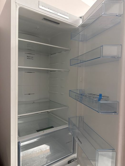 BOSCH Холодильник