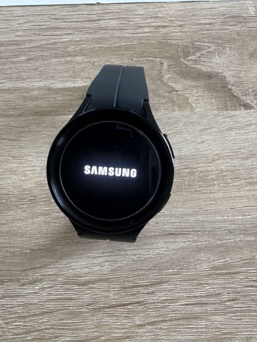 Смарт часовник Samsung Galaxy watch 5pro