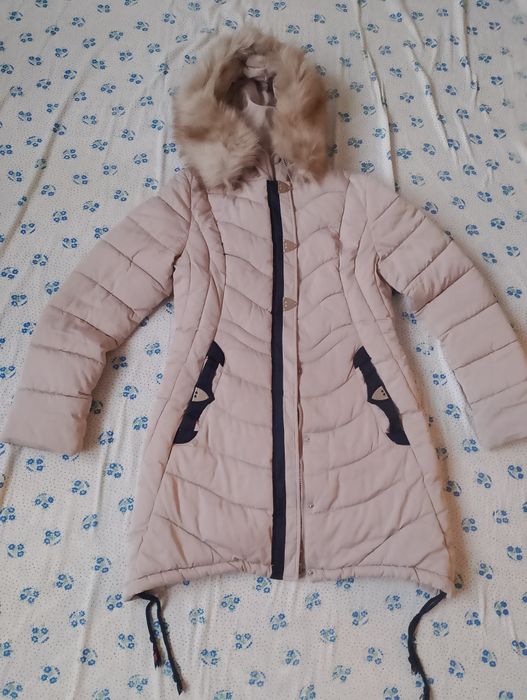 Продам женскую зимнюю куртку