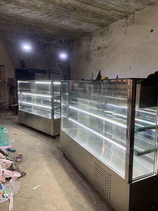 Витрина холодильник