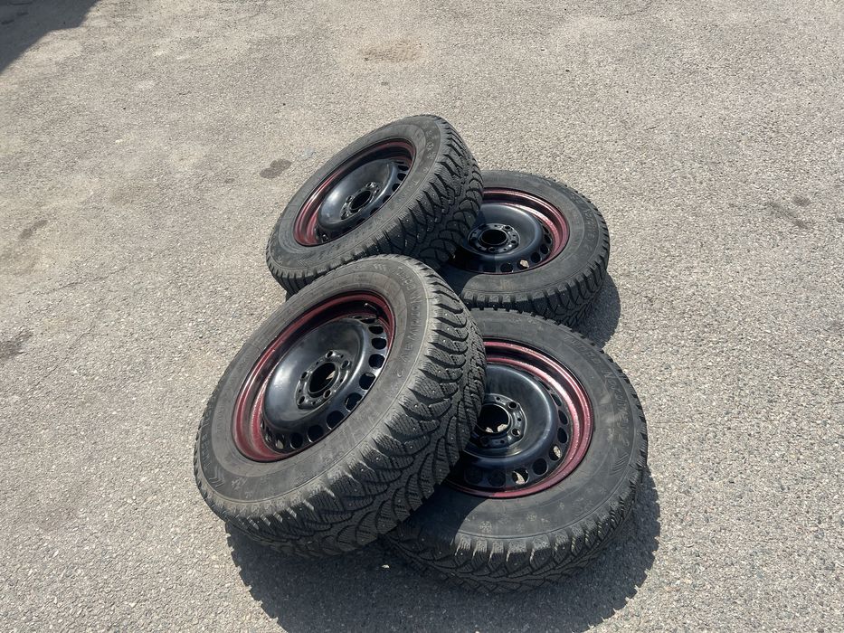 Штампованные диски BMW