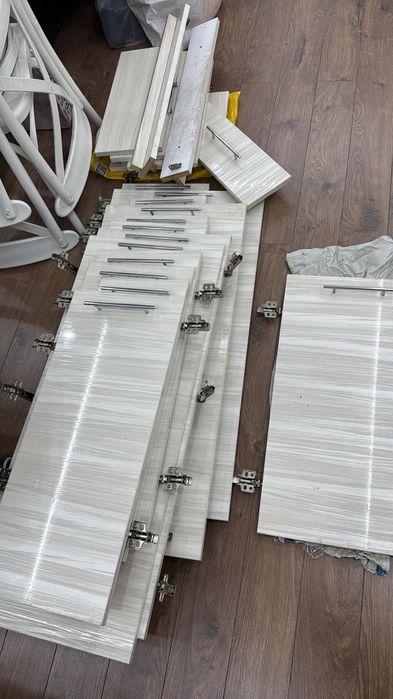 Продам кухняный гарнитур