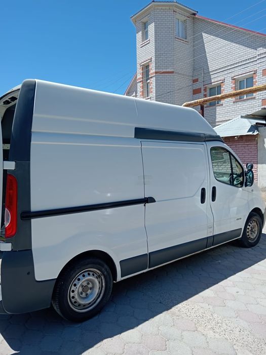 Renault Trafik 2009 год