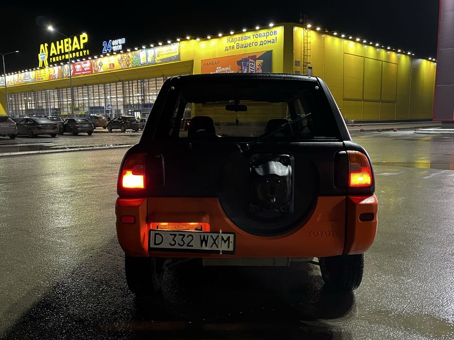 Продам toyota rav4