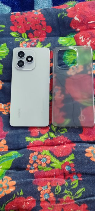 Honor x8d 8+8/128