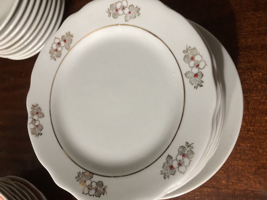 Продаю предметы СССР и посуду