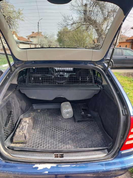 Продавам Мерцидес С 180 конпресор 143 К