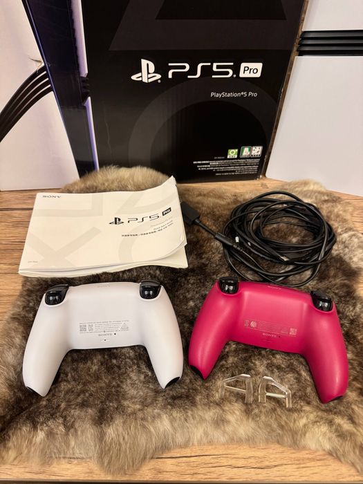Playstation 5 pro 2tb 2 жойстика