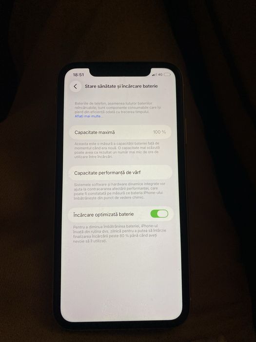 Iphone 11 White 100% baterie