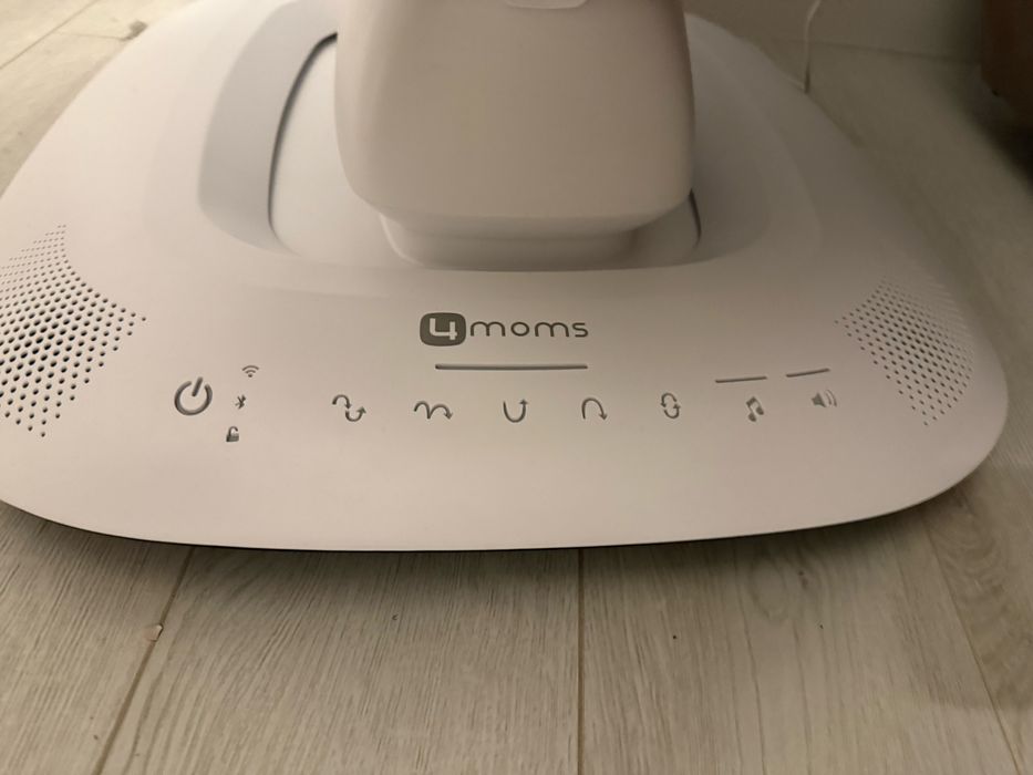 MamaRoo 5.0 бебешка люлка, черна