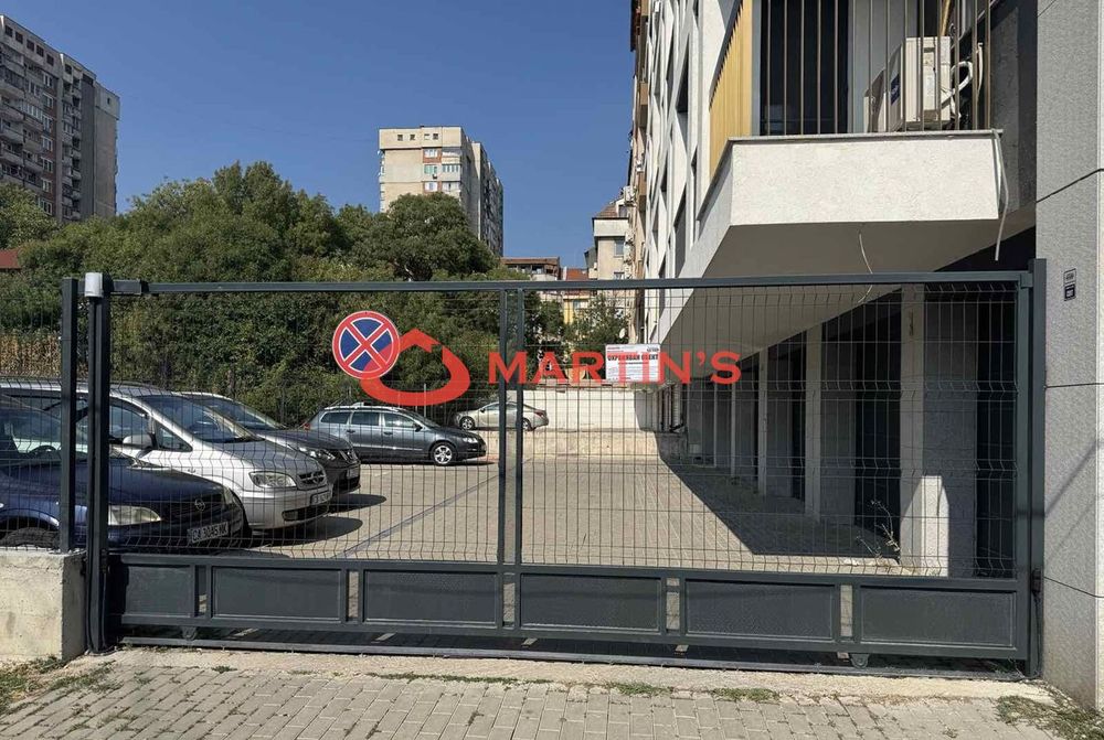 Продава се Гараж / Паркомясто в София, Център - 11 кв.м за 1623 €/кв.м - Снимка #1