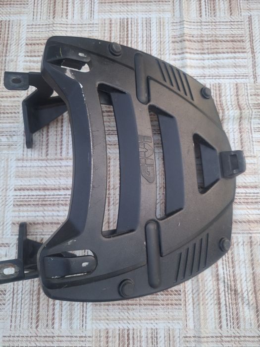 Placa givi monokey metalica